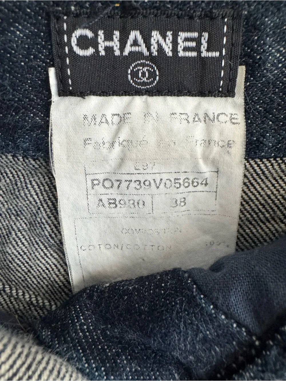 Vintage CHANEL Denim Skirt Snap Front CC Logo Buttons France Sz 38 Rare